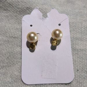 Vintage Gold pearl stud earrings